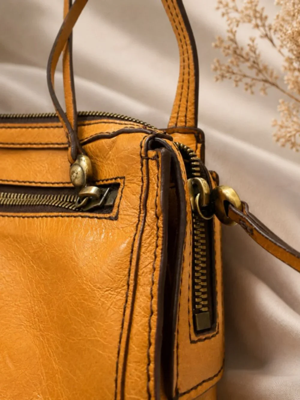 HOBO Mustard Yellow Leather Crossbody Bag | Soft Pebbled Leather | Excellent Con